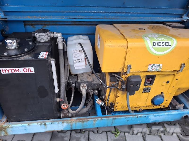 Holland Lift B-195DL25 4WD/P/N Elevadores de tesoura