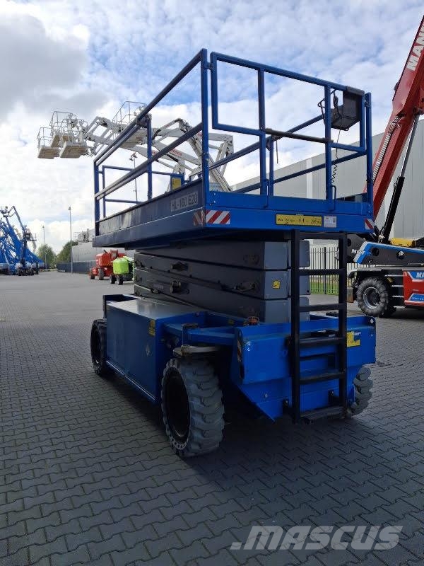 Holland Lift HL-160 E20 Elevadores de tesoura