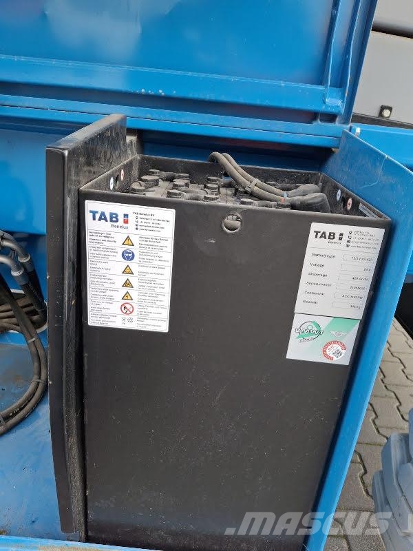 Holland Lift HL-160 E20 Elevadores de tesoura