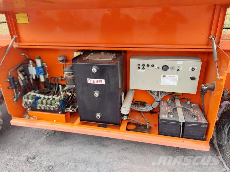 Holland Lift B-195DL25 4WD/P/N 剪叉式升降机