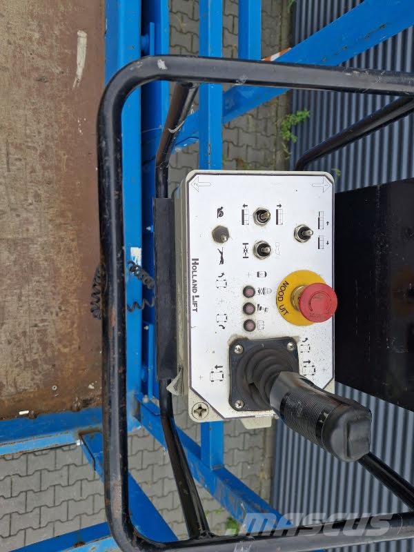 Holland Lift Q-135EL24 Elevadores de tesoura