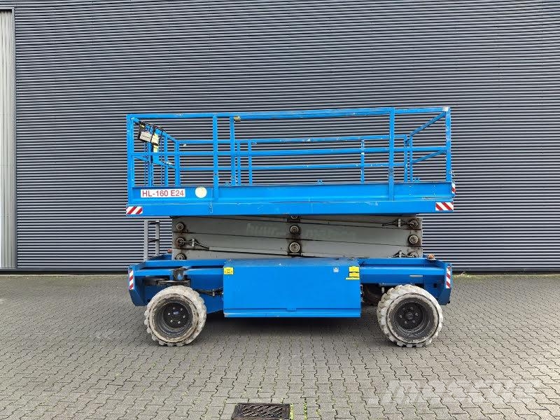 Holland Lift HL-160 E24 Šķerveida pacēlāji