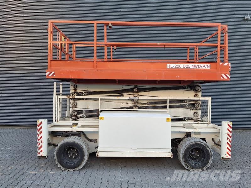 Holland Lift HL-220 D25 4WD/P/N Підйомники-ножиці