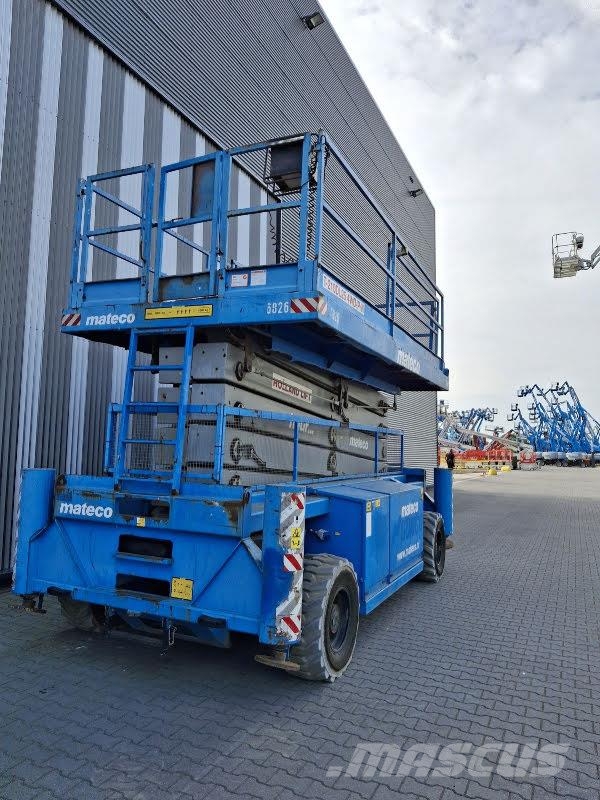 Holland Lift T-210DL25 4WD/P/N Schaarhoogwerkers