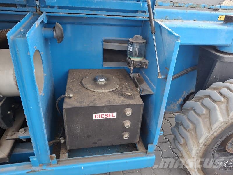 Holland Lift T-210DL25 4WD/P/N Schaarhoogwerkers