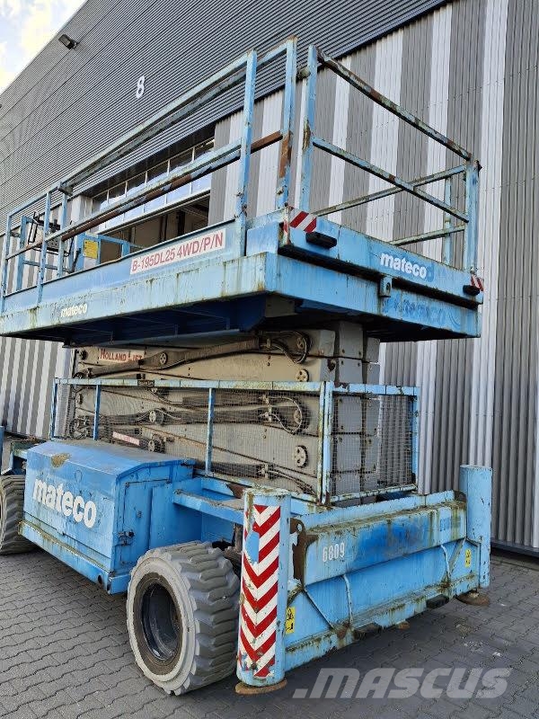 Holland Lift B-195DL25 4WD/P/N Elevadores de tesoura