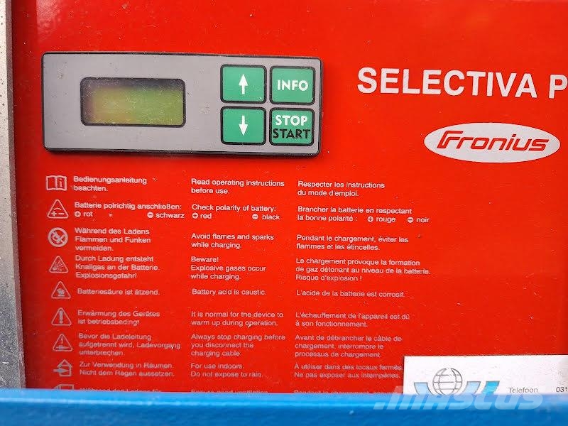 Holland Lift HL-160 E12 Nacelle ciseaux