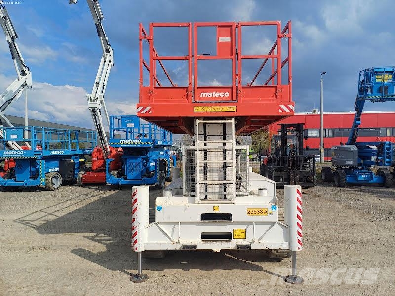 Holland Lift HL-220 D25 4WD/P/N Škarjaste dvižne ploščadi