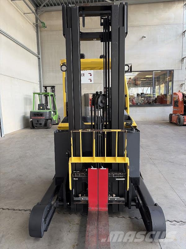 Hyster R1.6 شاحنة مناولة