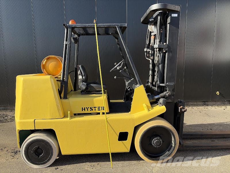 Hyster S7.00XL Gas Stapler