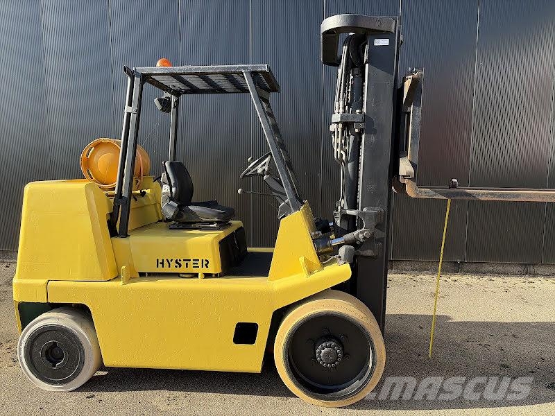 Hyster S7.00XL Gas Stapler
