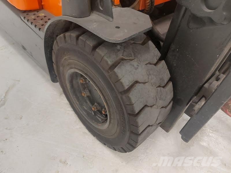 Hyster J3.0XN Electric forklifts