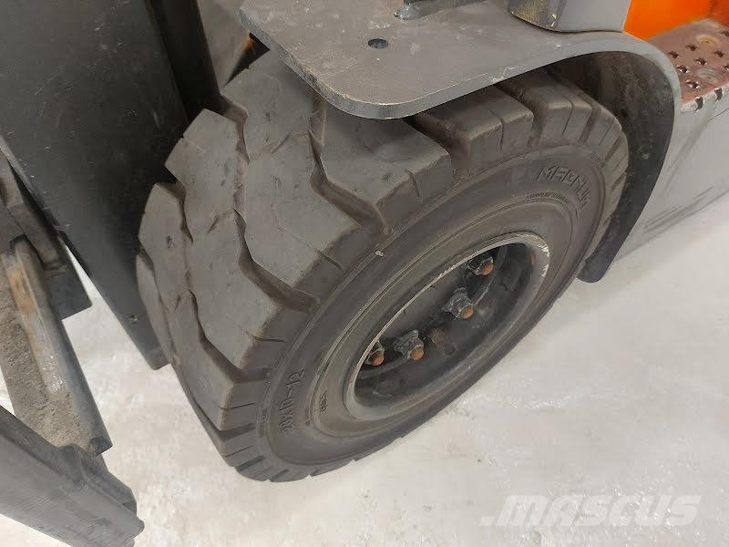 Hyster J3.0XN Electric forklifts
