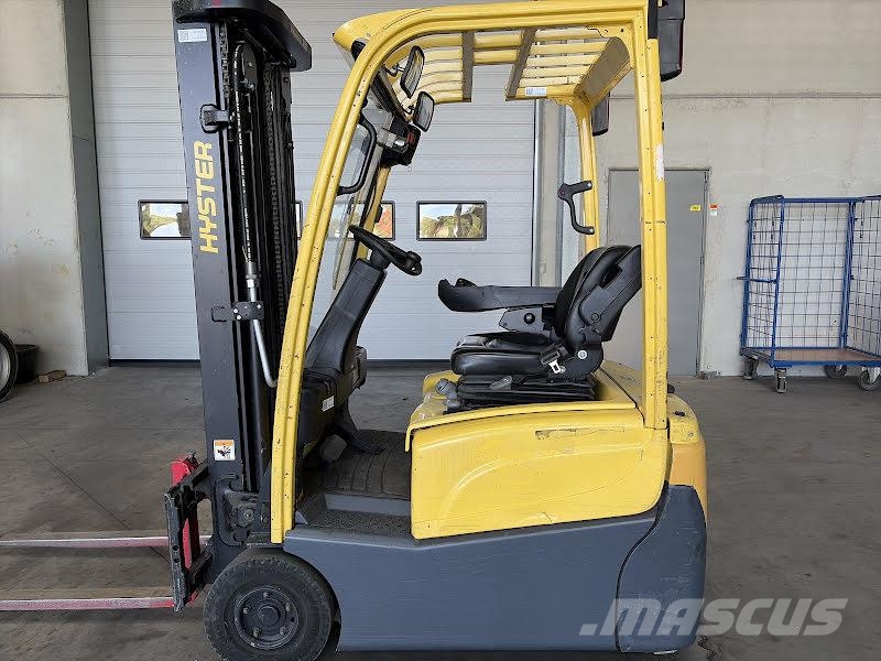 Hyster J1.5XNT Elektriskie autoiekrāvēji