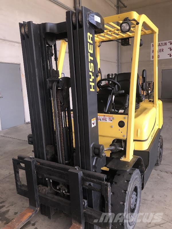 Hyster H2.5XT LPG forklifts