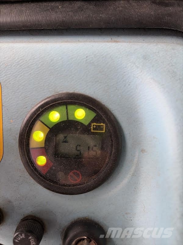 Hyster S1.0 Ajettavat pinoamisvaunut