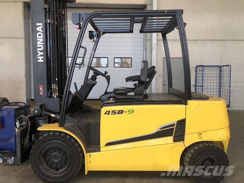 Hyundai 45B-9 Electric forklifts