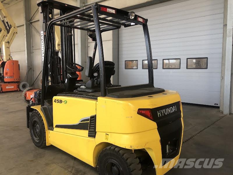 Hyundai 45B-9 Electric forklifts