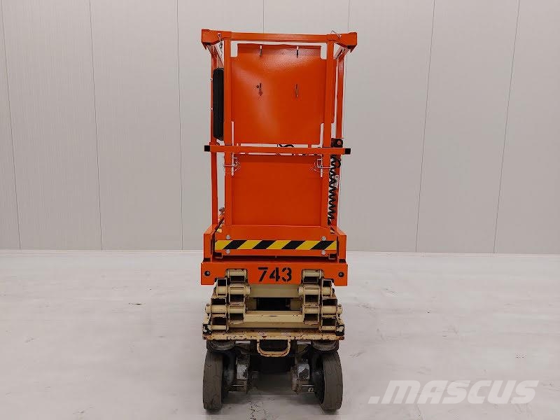 JLG 1930ES رافعات مقصية الشكل