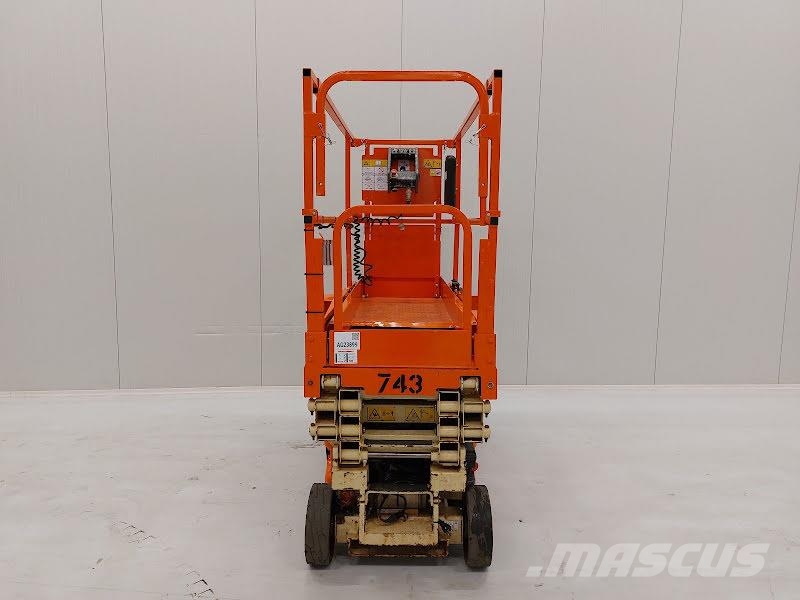 JLG 1930ES رافعات مقصية الشكل
