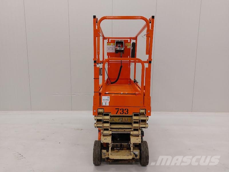 JLG 1930ES رافعات مقصية الشكل