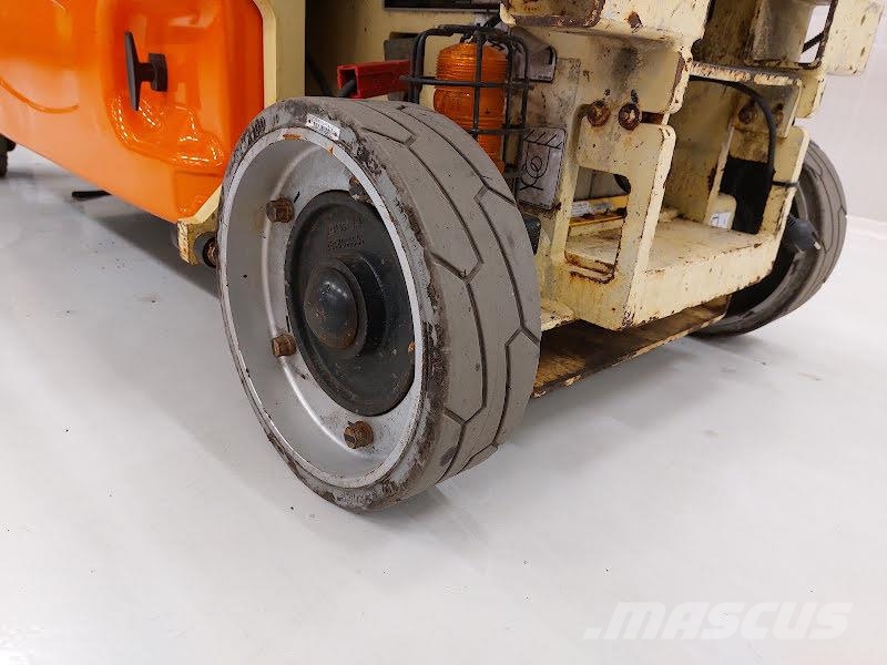 JLG 1930ES رافعات مقصية الشكل