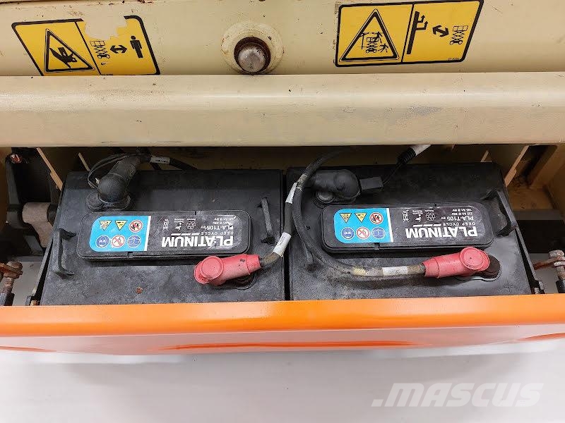 JLG 1930ES رافعات مقصية الشكل