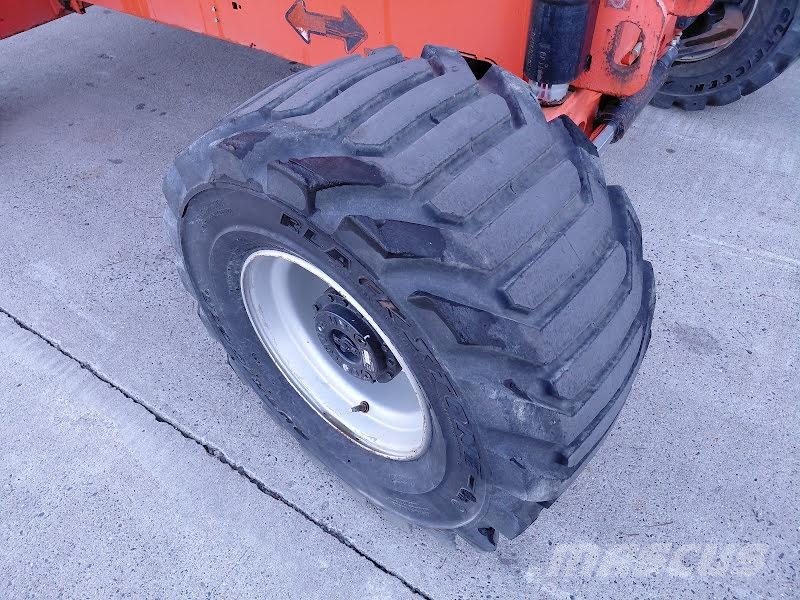 JLG 520AJ رافعات سلة مفصلية