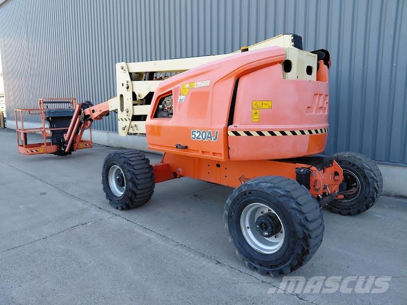 JLG 520AJ رافعات سلة مفصلية
