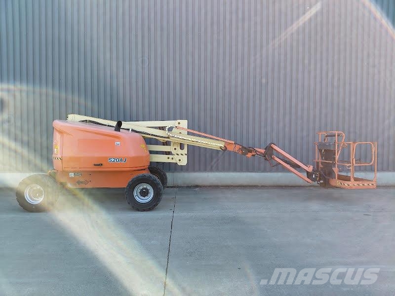 JLG 520AJ رافعات سلة مفصلية