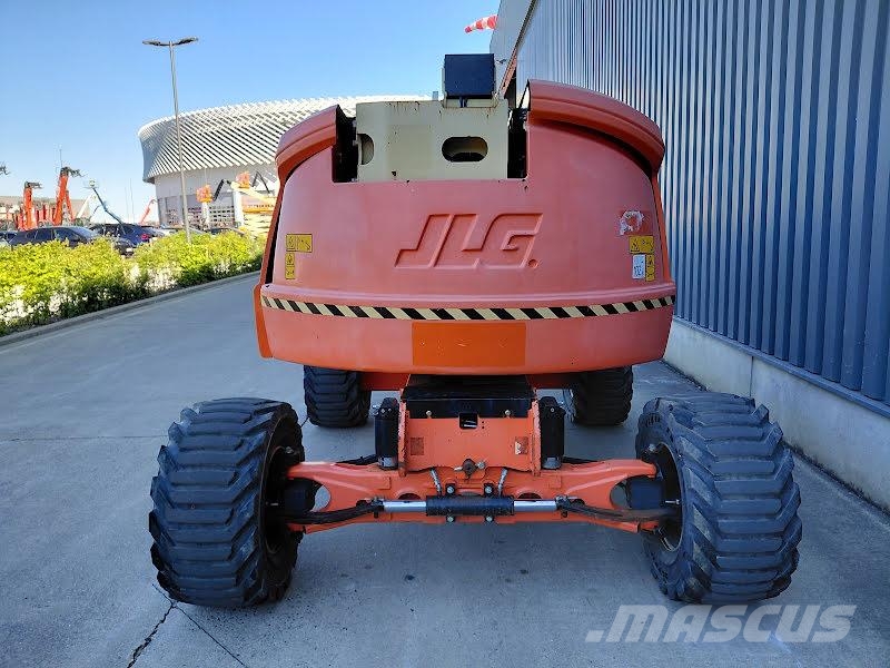 JLG 520AJ رافعات سلة مفصلية
