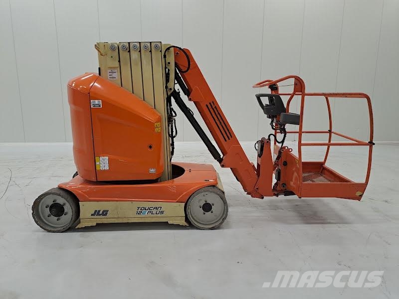 JLG TOUCAN 12E PLUS Vertikālie pacēlāji