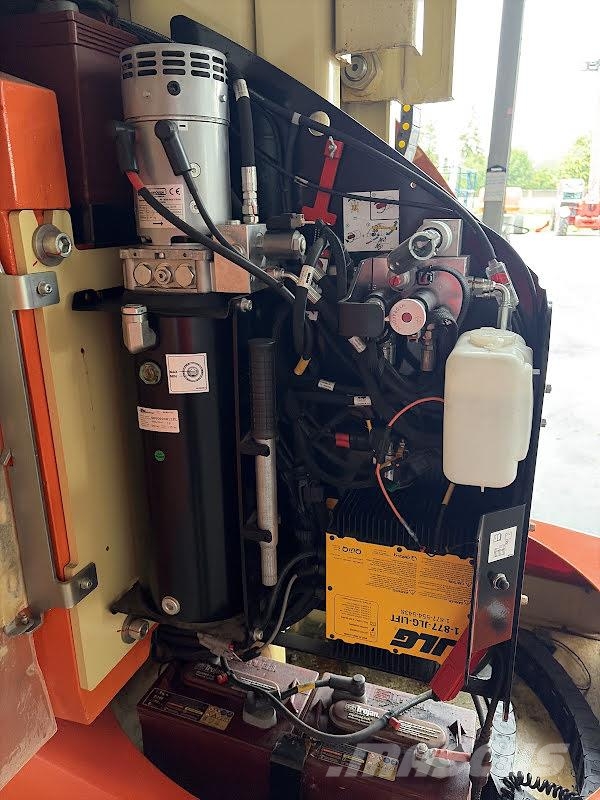 JLG TOUCAN 12E PLUS Вертикальные мачтовые подъемники