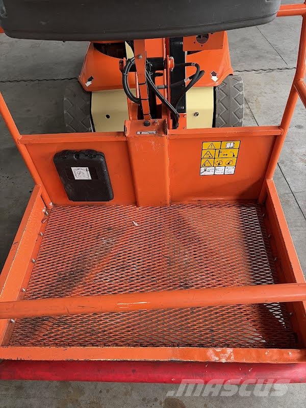 JLG TOUCAN 12E PLUS Вертикальные мачтовые подъемники