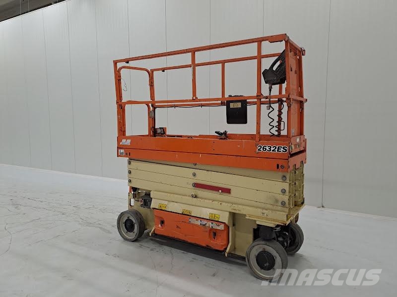 JLG 2632ES Käärtõstukid