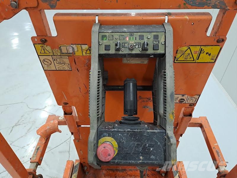 JLG 2632ES Käärtõstukid