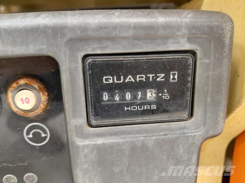 JLG 1930ES رافعات مقصية الشكل