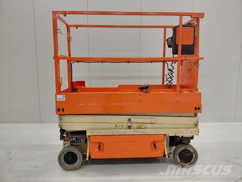 JLG 1930ES رافعات مقصية الشكل