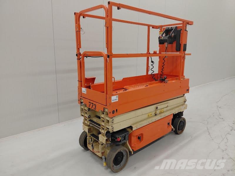 JLG 1930ES رافعات مقصية الشكل