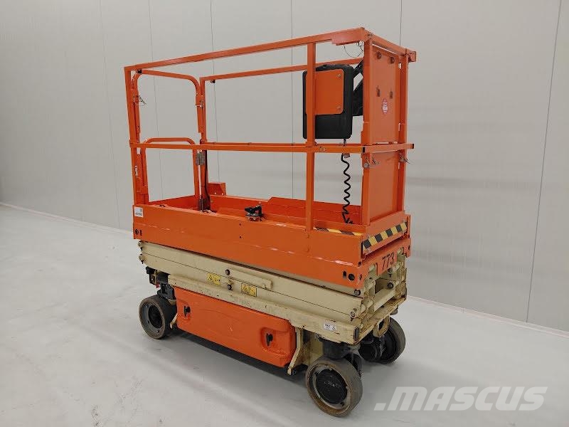 JLG 1930ES رافعات مقصية الشكل