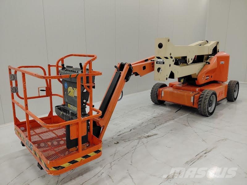 JLG M450AJ Knikarmhoogwerkers