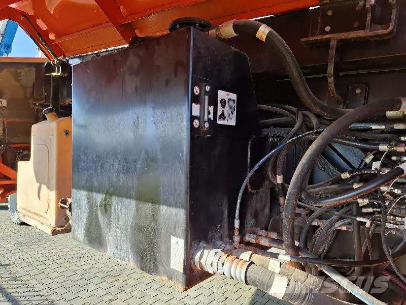 JLG 1850SJ Telescopic boom lifts