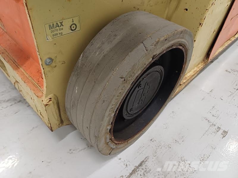 JLG 10RS 剪叉式升降机