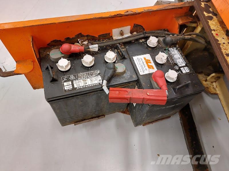 JLG 1230ES Søjlelifte