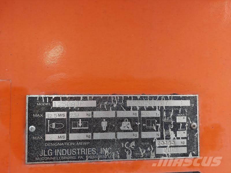 JLG 1250AJP Kĺbové plošiny