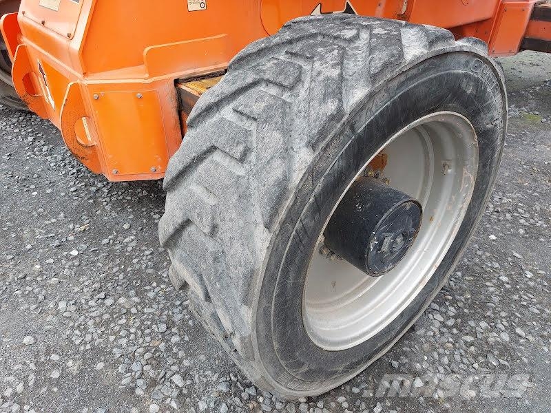 JLG 1250AJP Kĺbové plošiny