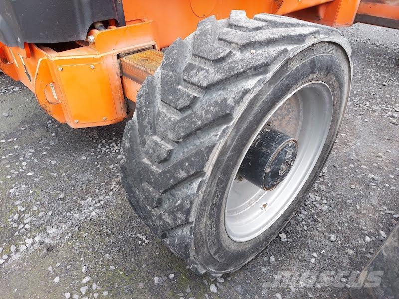 JLG 1250AJP Kĺbové plošiny