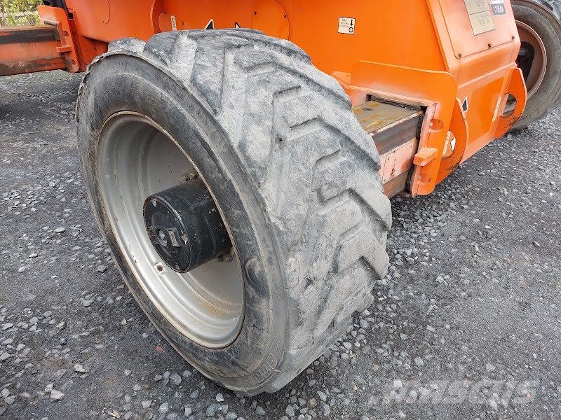 JLG 1250AJP Kĺbové plošiny