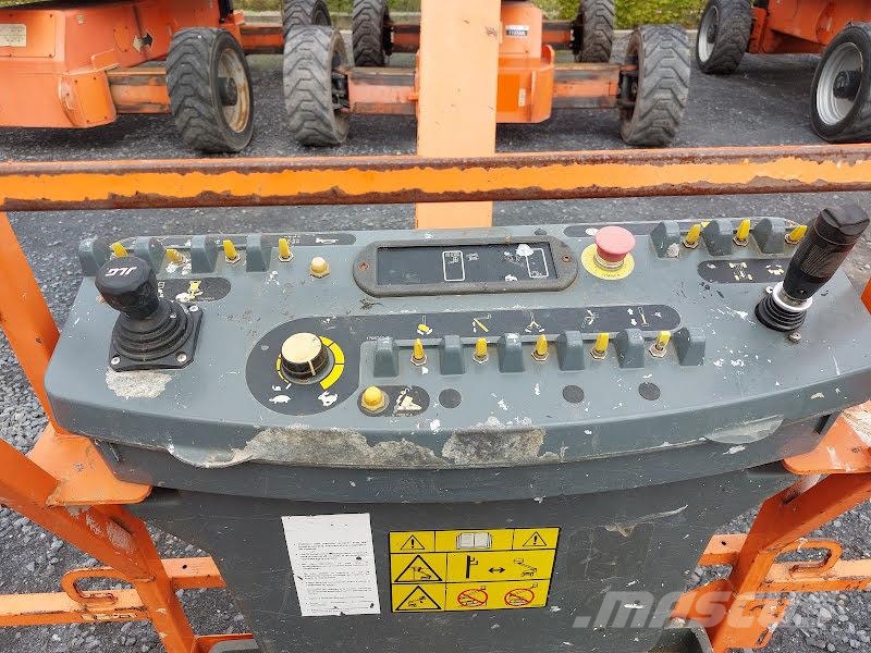 JLG 1250AJP Kĺbové plošiny