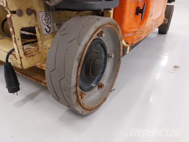 JLG 1930ES Piattaforme a pantografo